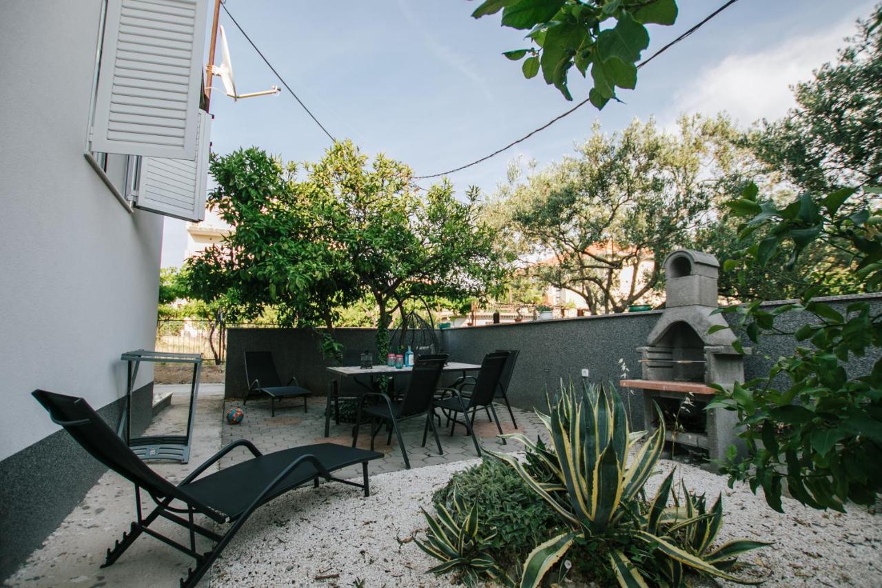 Apartman Bagattino-Trogir Near Old Town Exterior photo