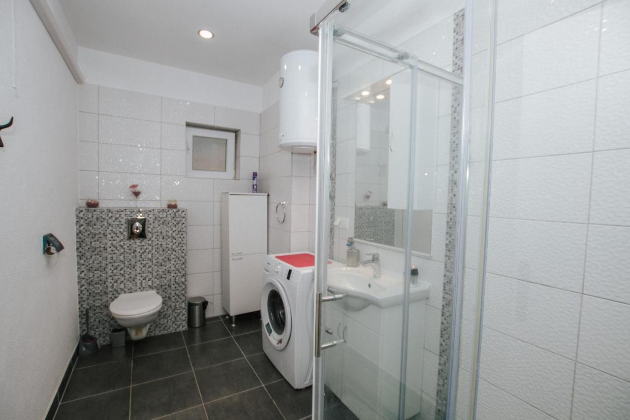 Apartman Bagattino-Trogir Near Old Town Exterior photo